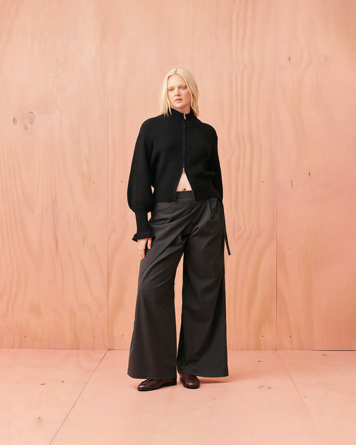 MATILDA COTTON ZIP CARDIGAN BLACK