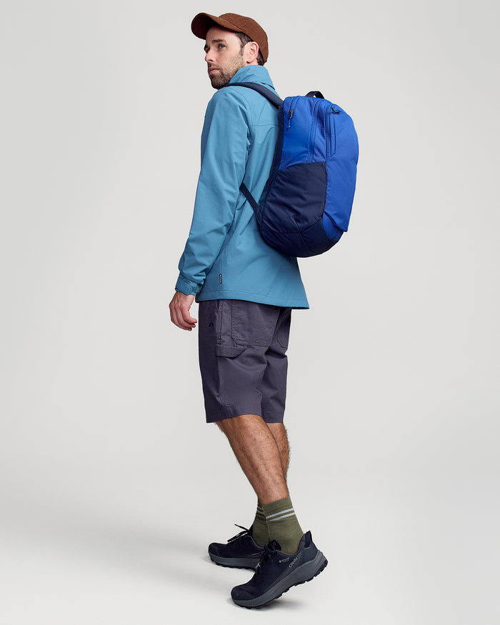 b0789_otr_axon_everyday_backpack_25l_blue_b_1754351668000