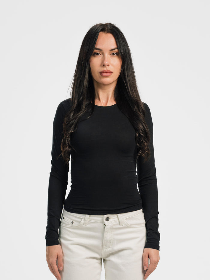 BASIC LONG SLEEVE TOP