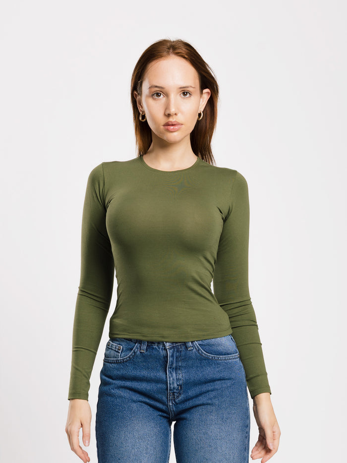 BASIC LONG SLEEVE TOP
