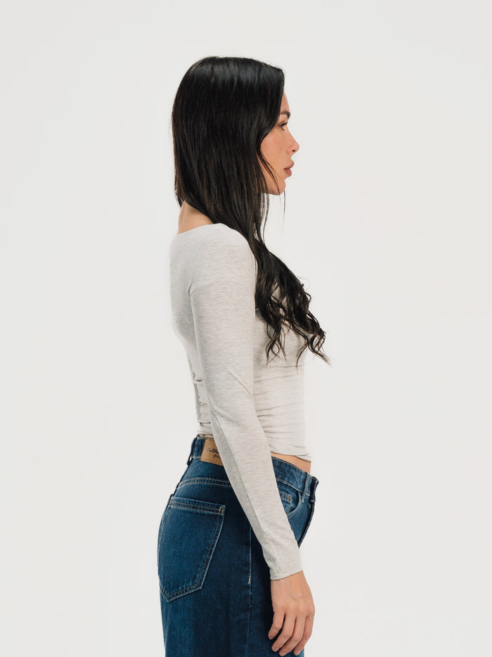 BOAT NECK LONG SLEEVE TOP