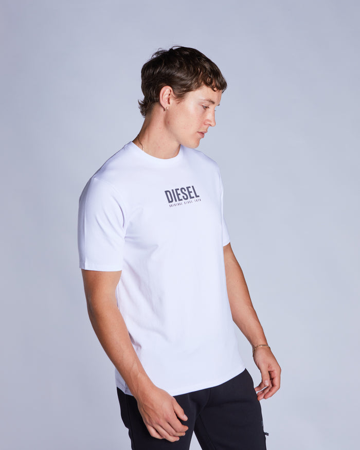 Brosnach Tee Optic White