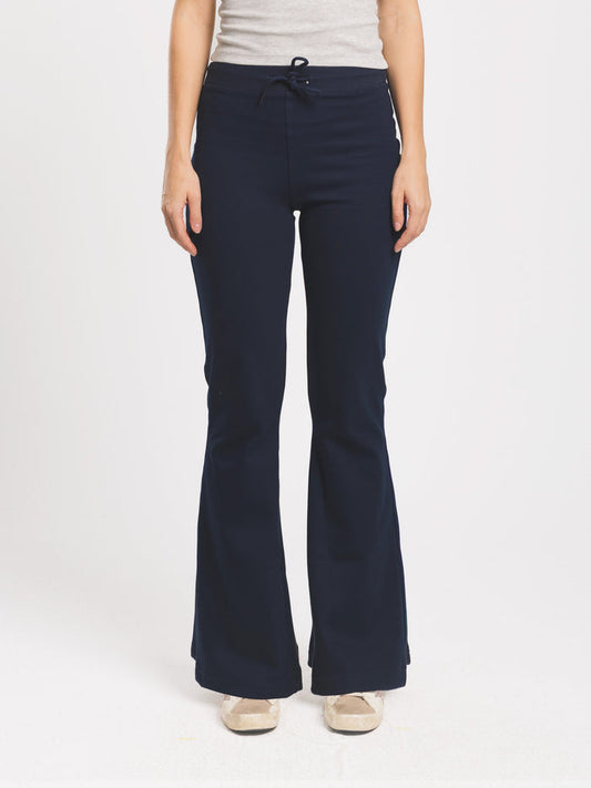 COMFORT+ FLARED PANTS