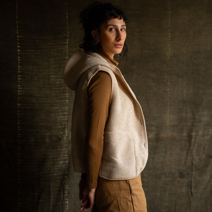 Falcon Women's Vest - Merino Wool Fleece - Sandstorm