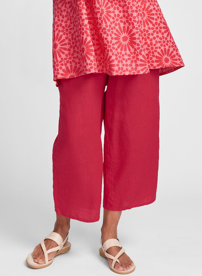 Floods, shown in Punch, 100% Linen.  Model is 5'9" tall, wearing size Small.