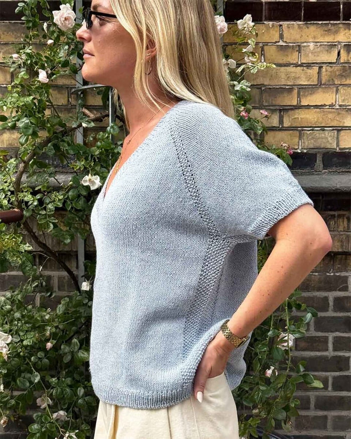 Frigga Vneck Blouse, Everyday knitting kit