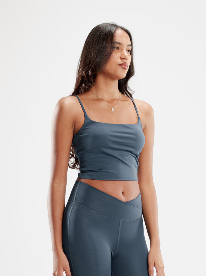 MOVE CROPPED SPAGHETTI TOP