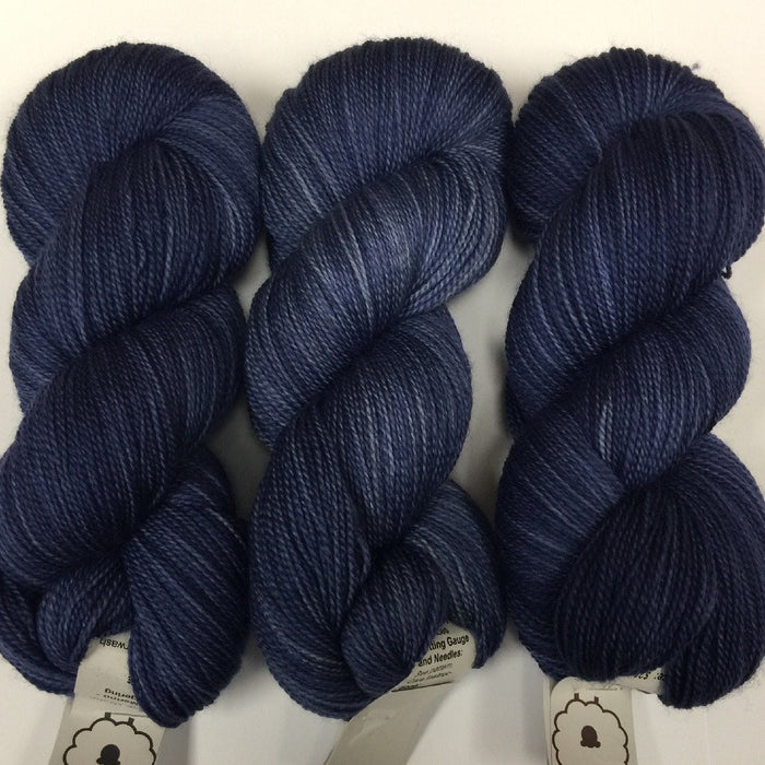 Navy - Studio Fingering