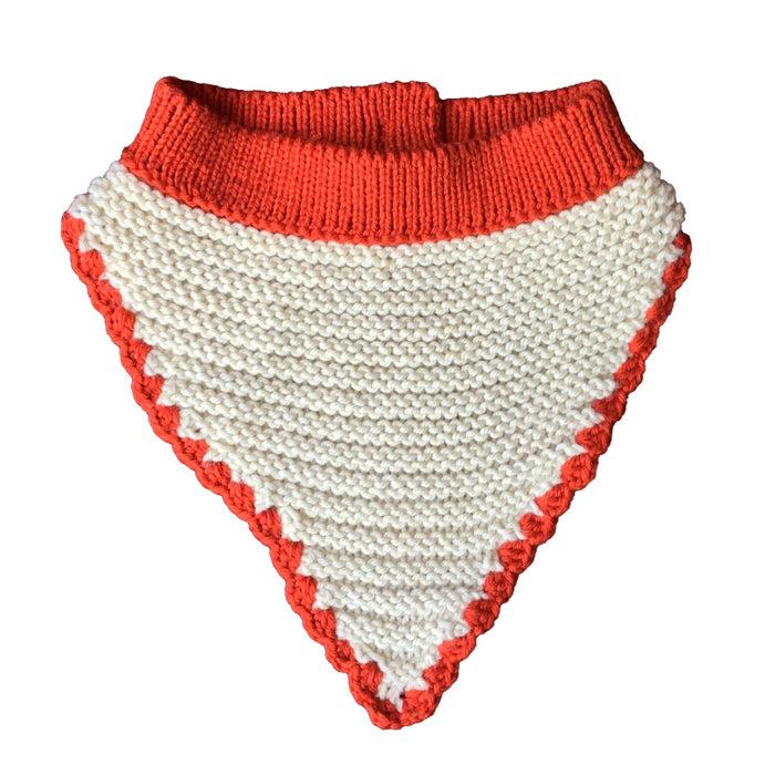 Pet bandana with crochet button
