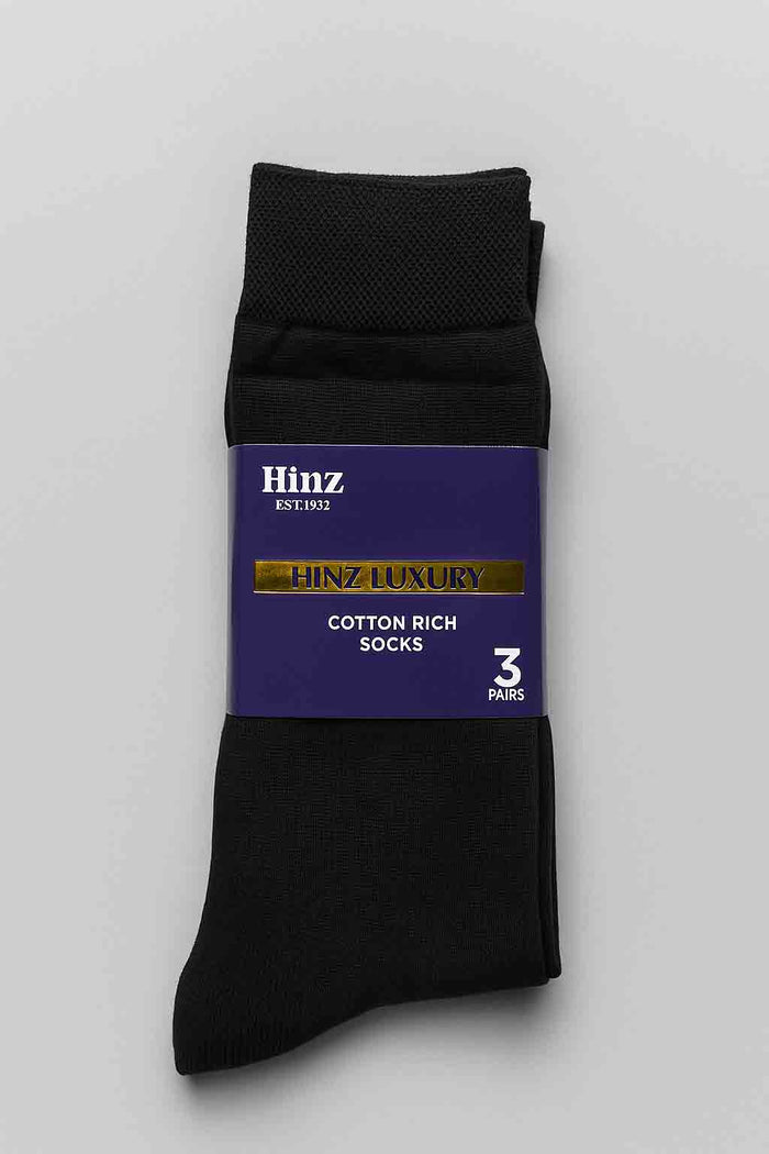 Black Plain Socks in pakistan by hinz