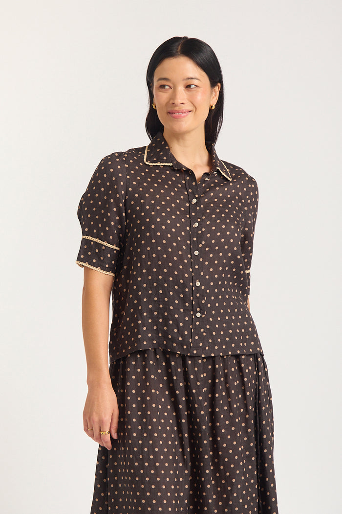 Ruby Ramie Shirt  In Choc/Beige Spot