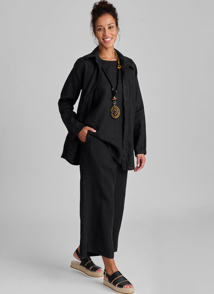 Side Pocket Tunic, topped with the Bias Back Shirt, paired with the Sociable Floods to match (shown in Black).  Model is 5'9" tall, wearing size Small.