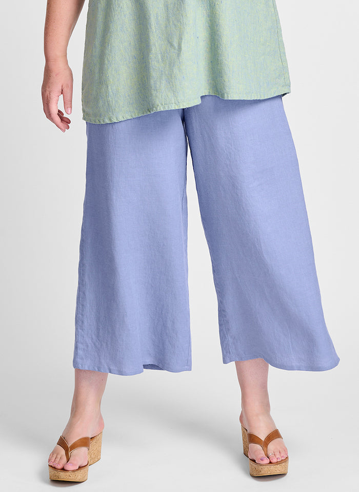 Sociable Flood, shown in Bluebell.  Model is 5'9" tall, wearing size Medium.  100% Linen.