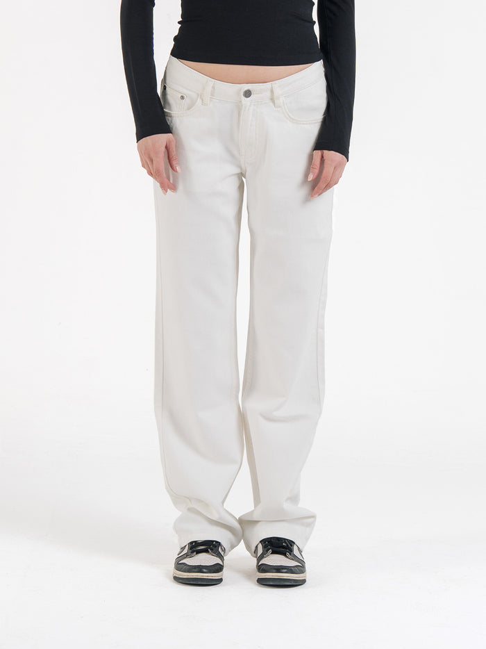 WHITE / 32