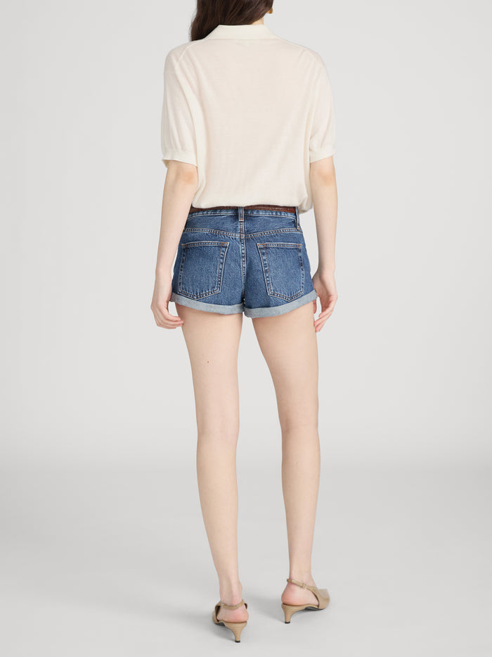 Short on model back