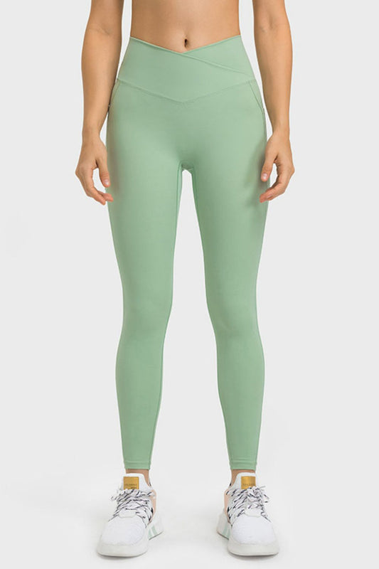 V-Waist Yoga Leggings with Pockets - Madikfashions.com