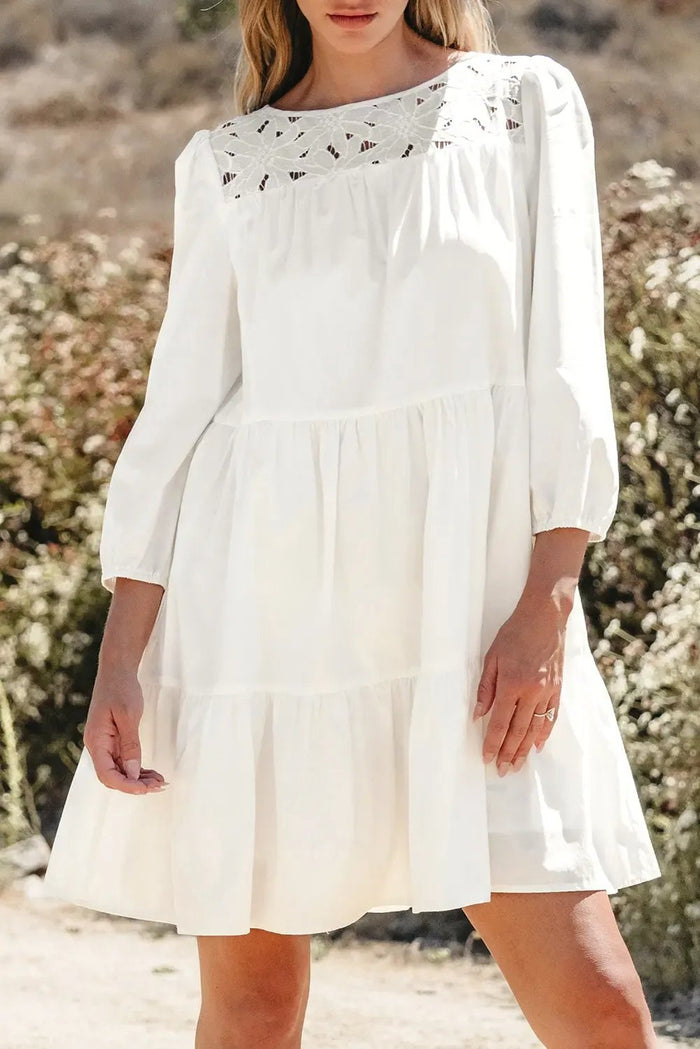 White Floral Lace Patchwork Bracelet Sleeve Tiered Mini Dress - Dresses/Mini Dresses